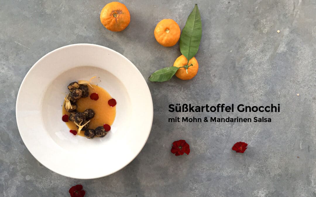 Süßkartoffel Gnocchi mit Mohn & Mandarinen