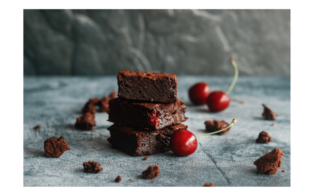 Süßkartoffel Brownies mit Kirschen